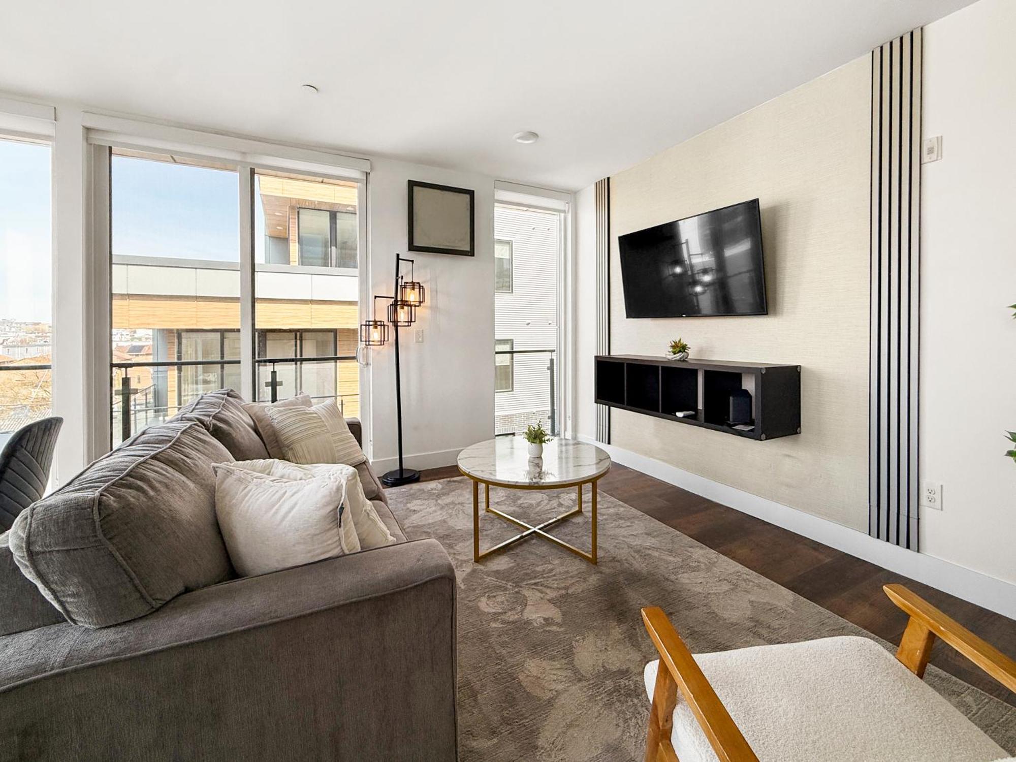 Apartmint At Liberty A - * Philadelphia