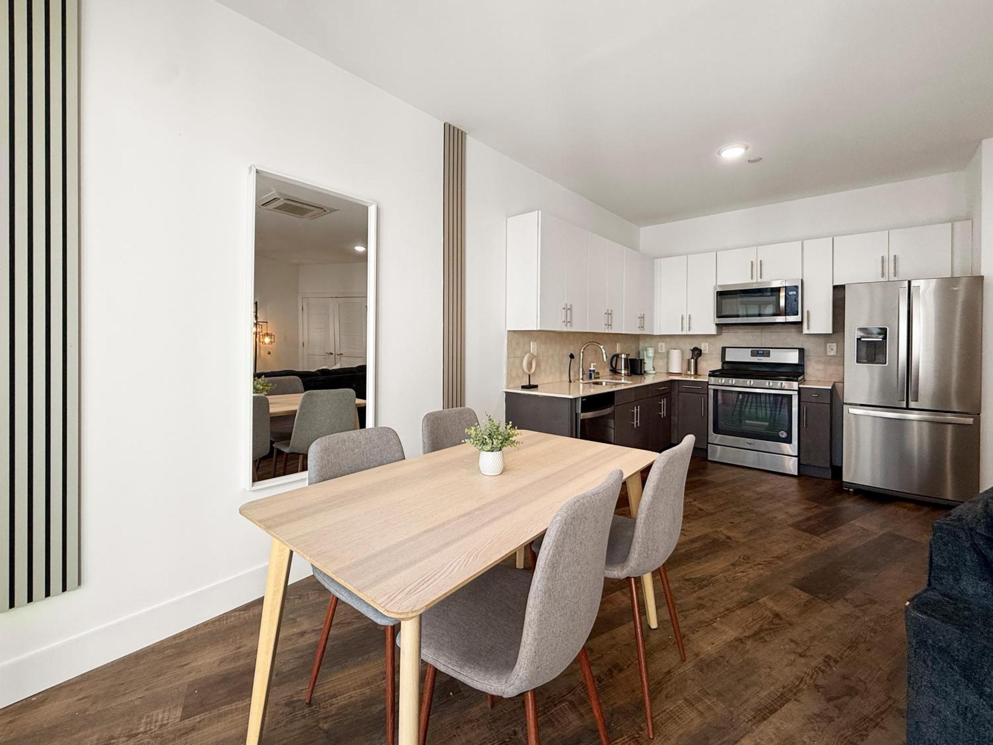 Apartmint At Liberty A - Apartment