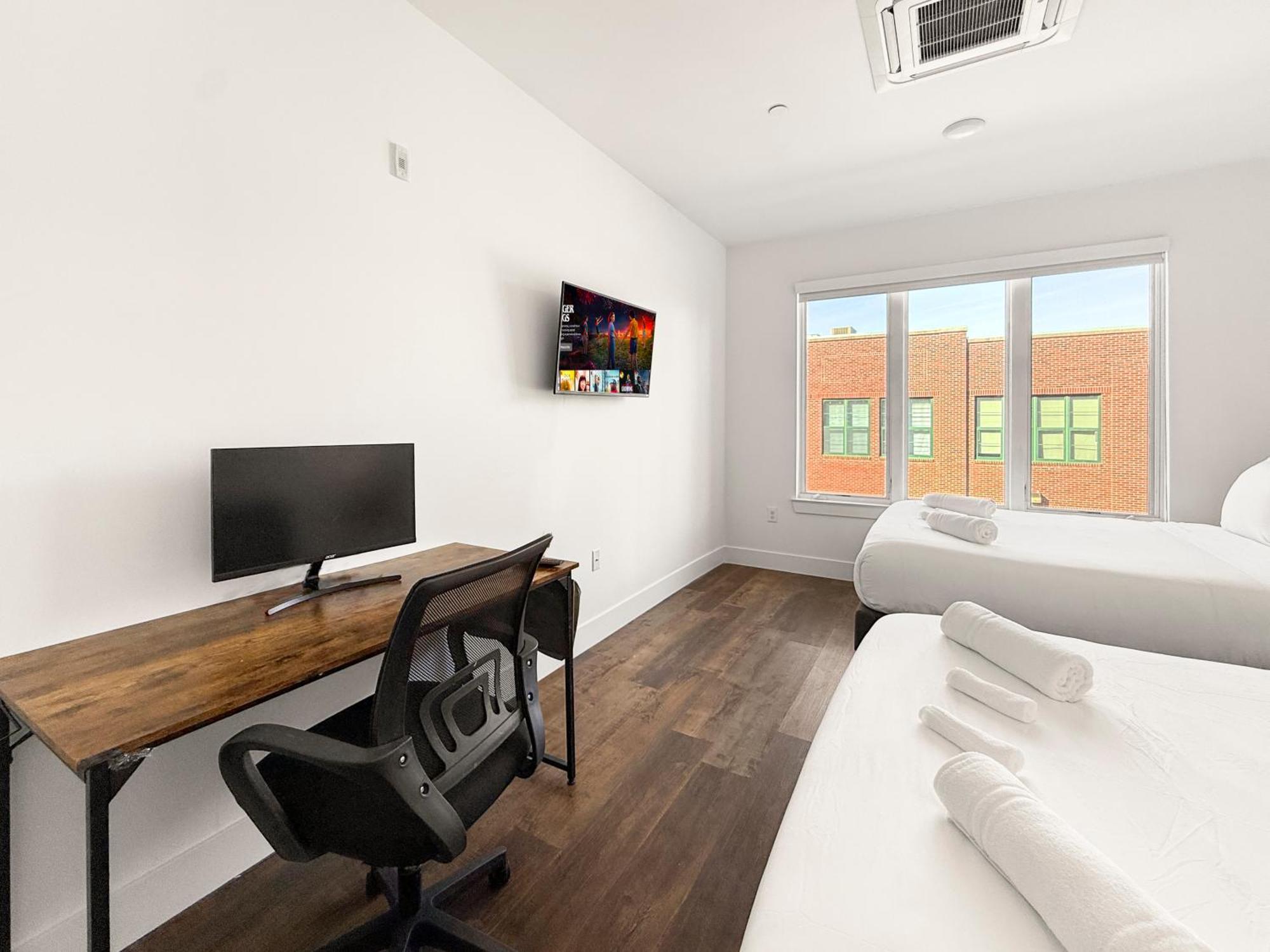 Apartmint At Liberty A - * Philadelphia